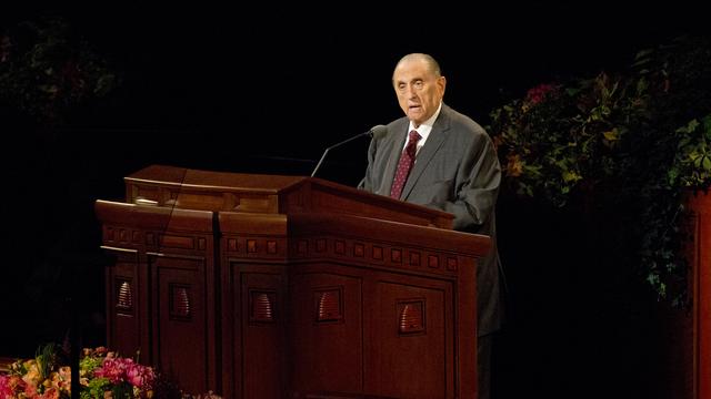 RS Meeting Pres Monson