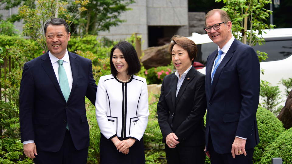 Elder-Gary-E.-Stevenson-Tokyo-Japan-Temple