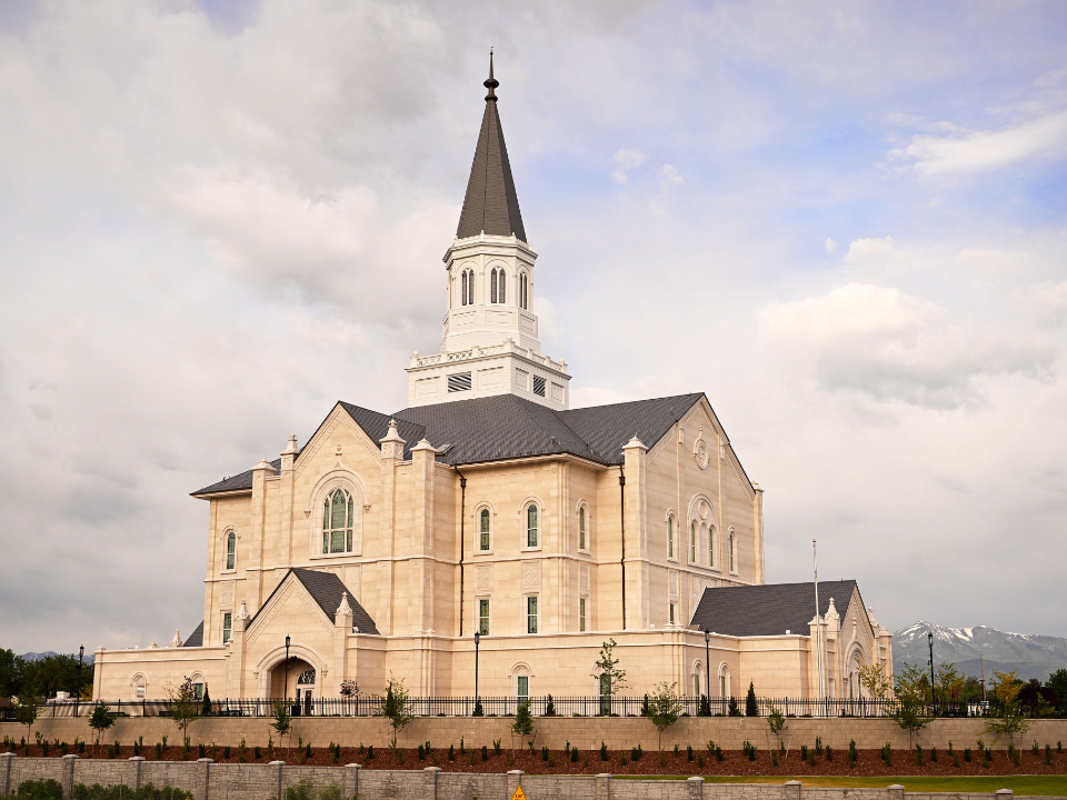 Taylorsville-temple-dedication