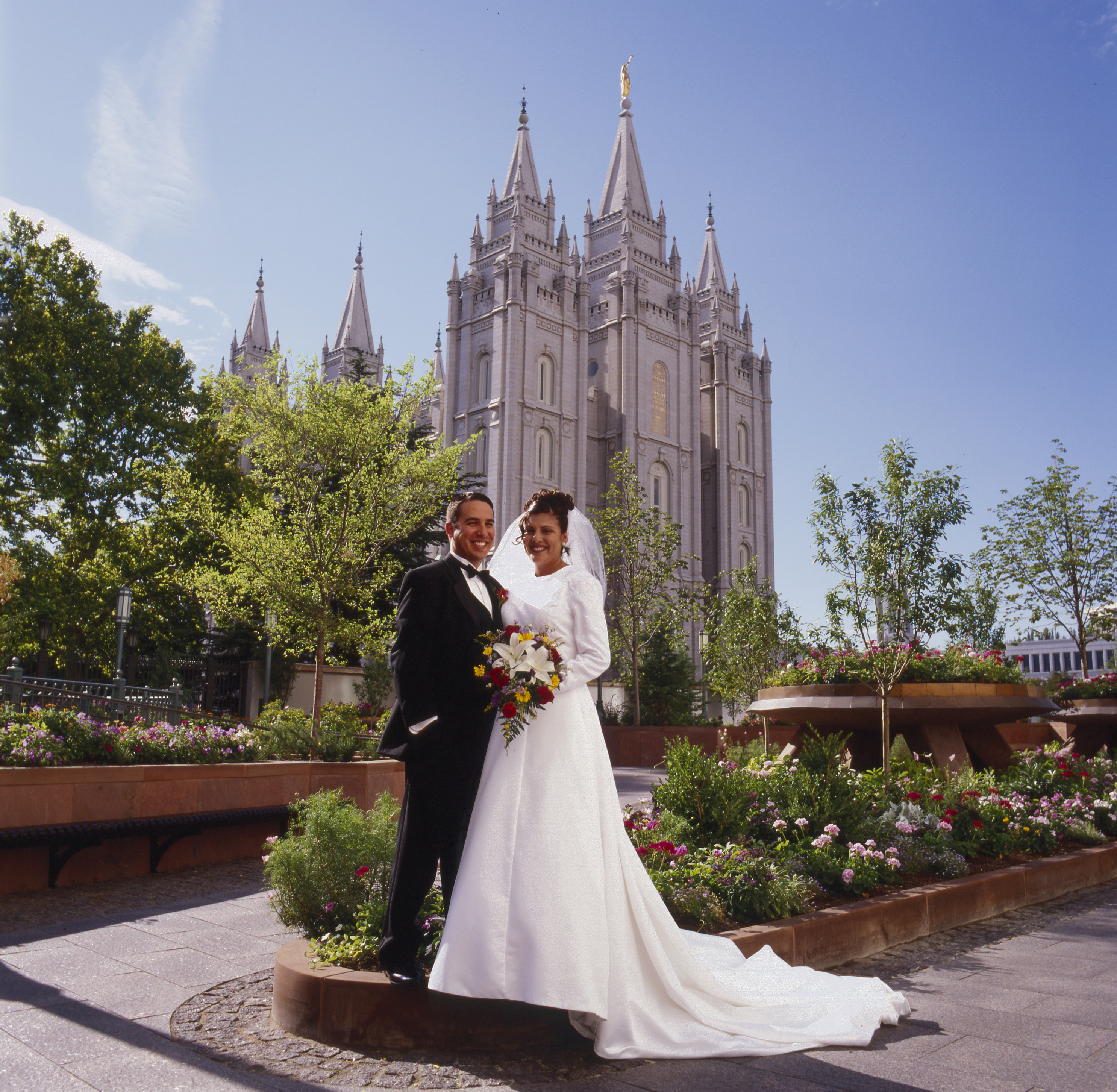 Temple wedding2 cropped